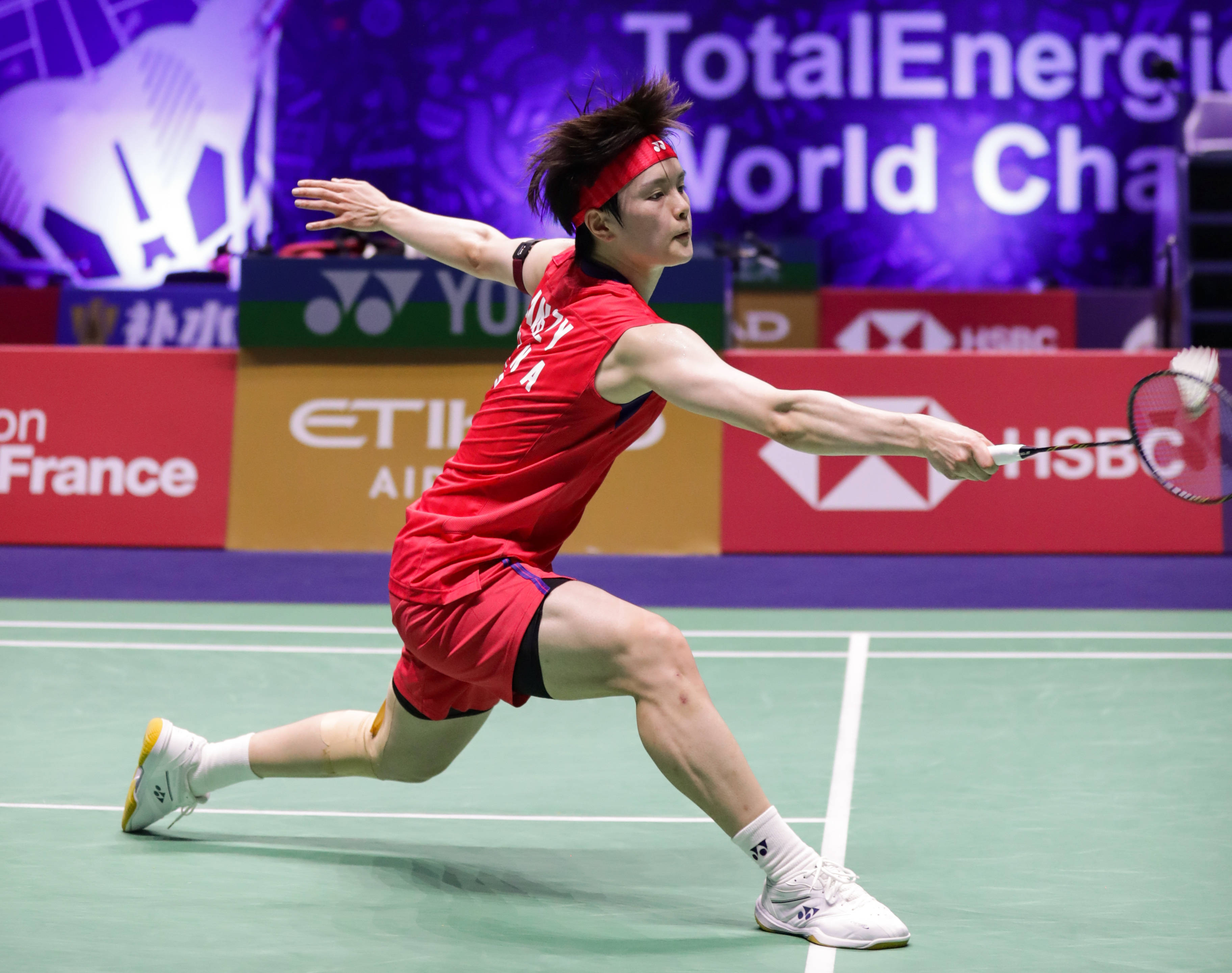 日本羽毛球队完胜韩国羽毛球队，辛杜送出助攻