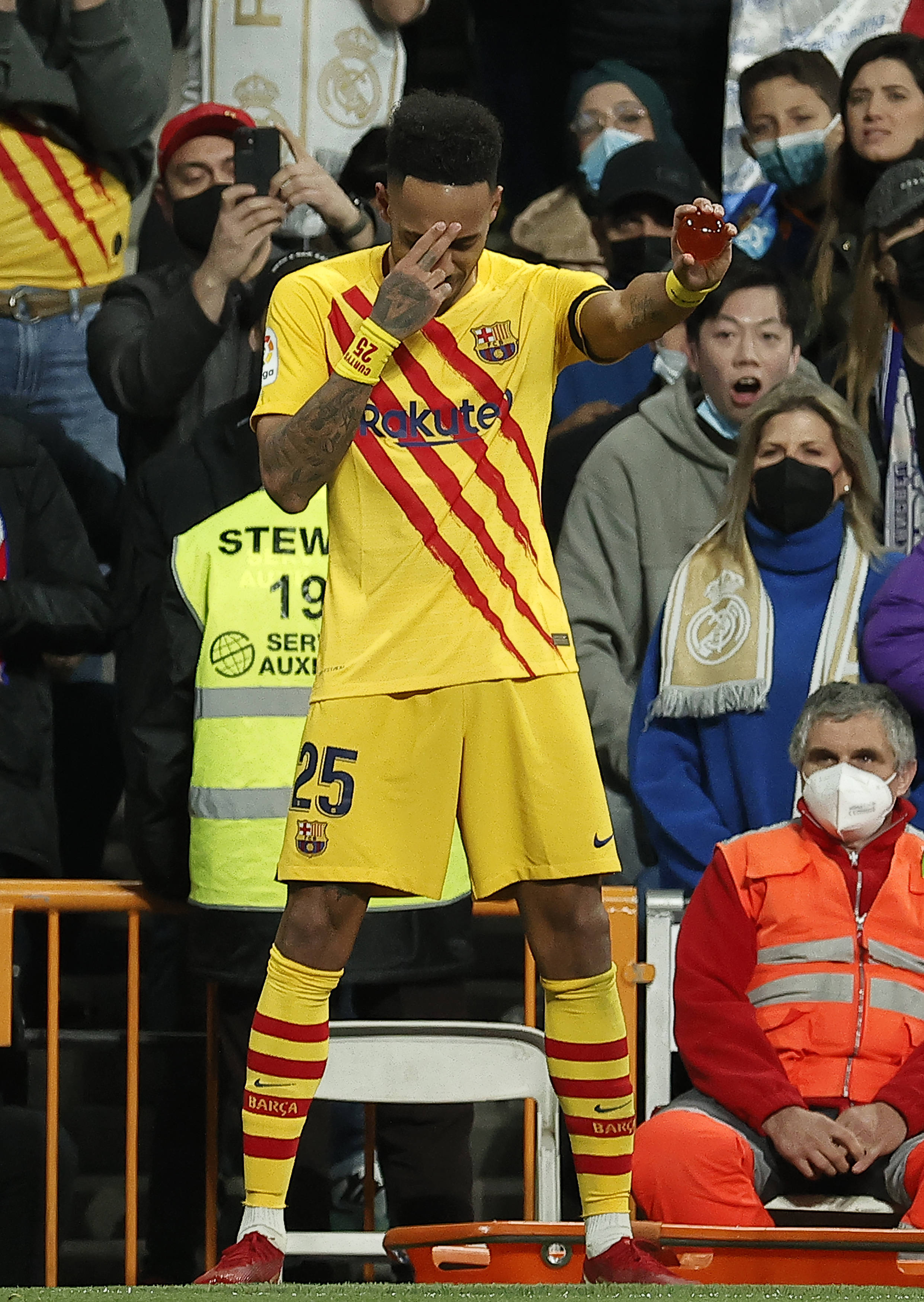 多特蒙德血洗瓦伦西亚，恩昆库惊艳世界的简单介绍