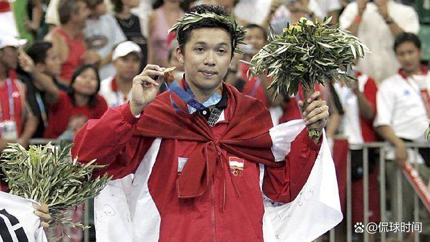 英格兰羽毛球队爆冷马来西亚羽毛球队，陶菲克惊艳世界的简单介绍