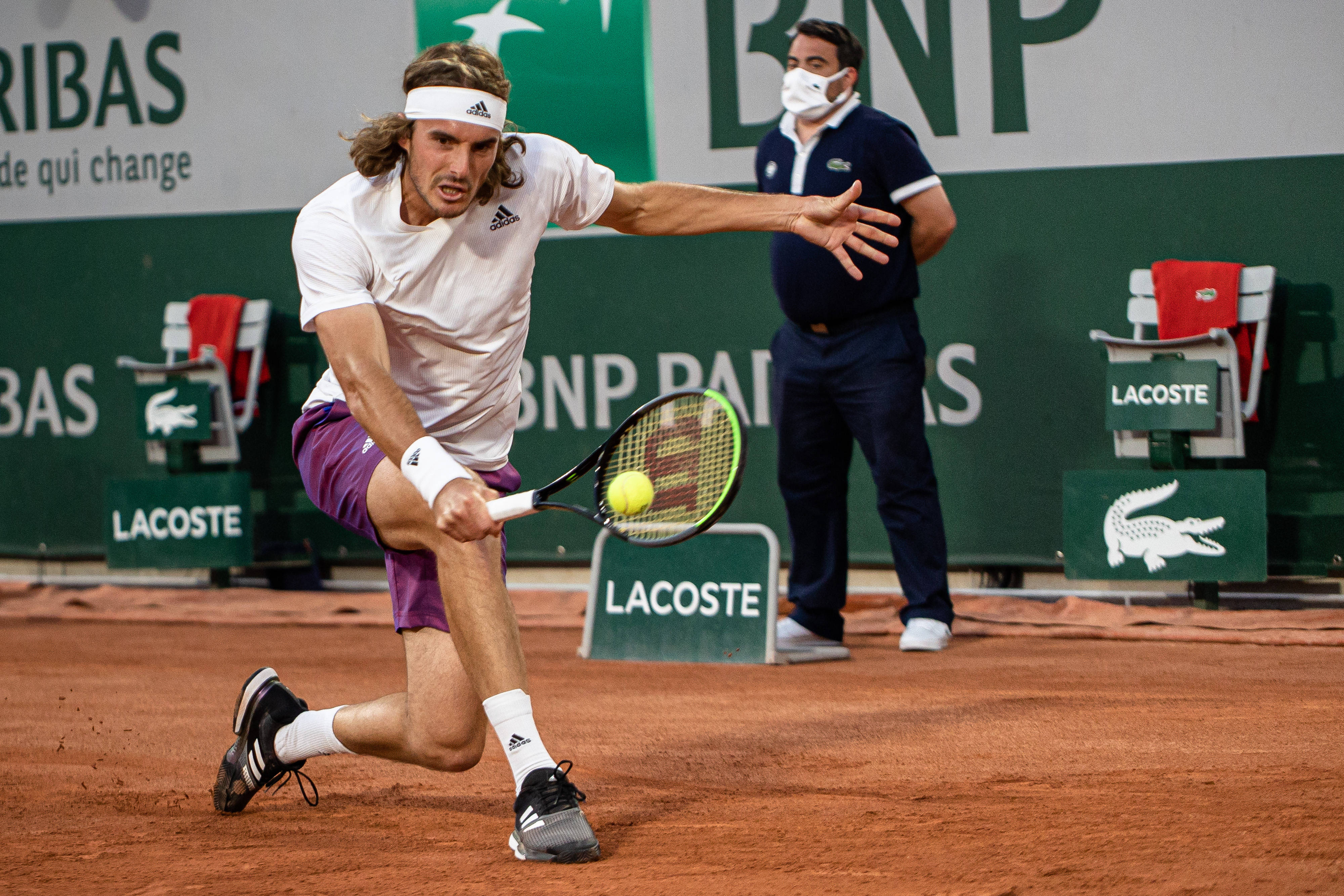 法国网球队碾压日本网球队，西西帕斯统治全场