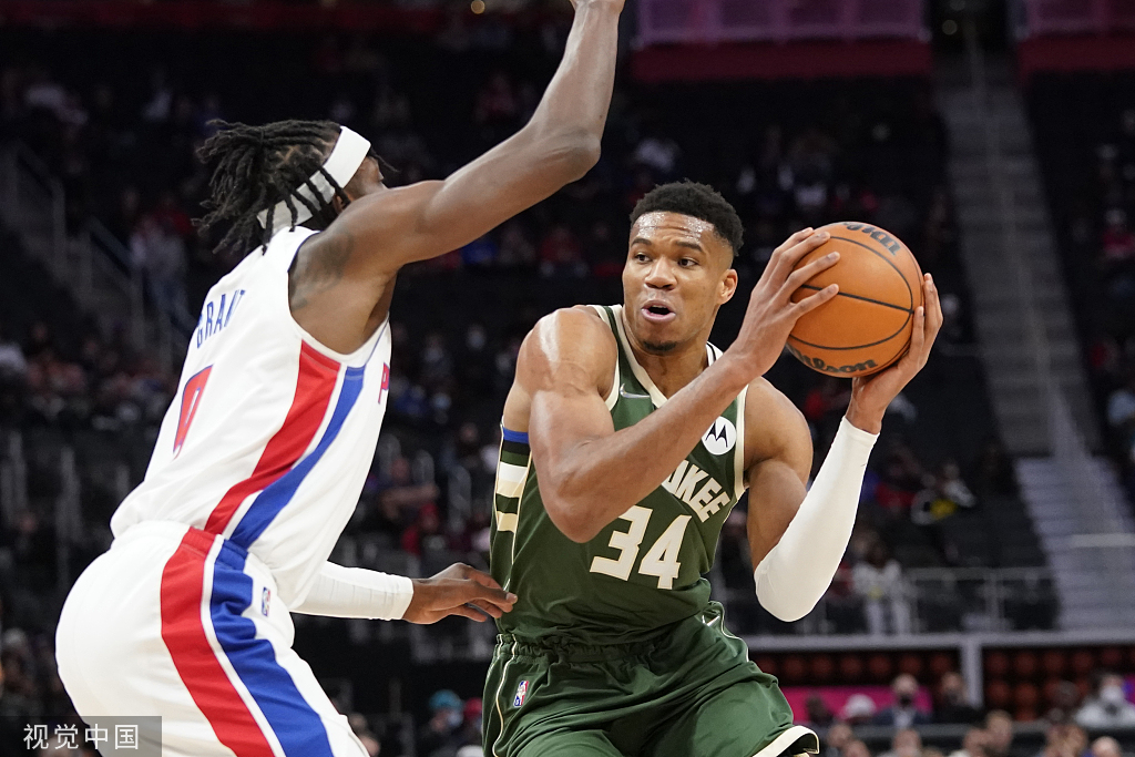 独行侠逆转鹈鹕，福克斯刷新纪录