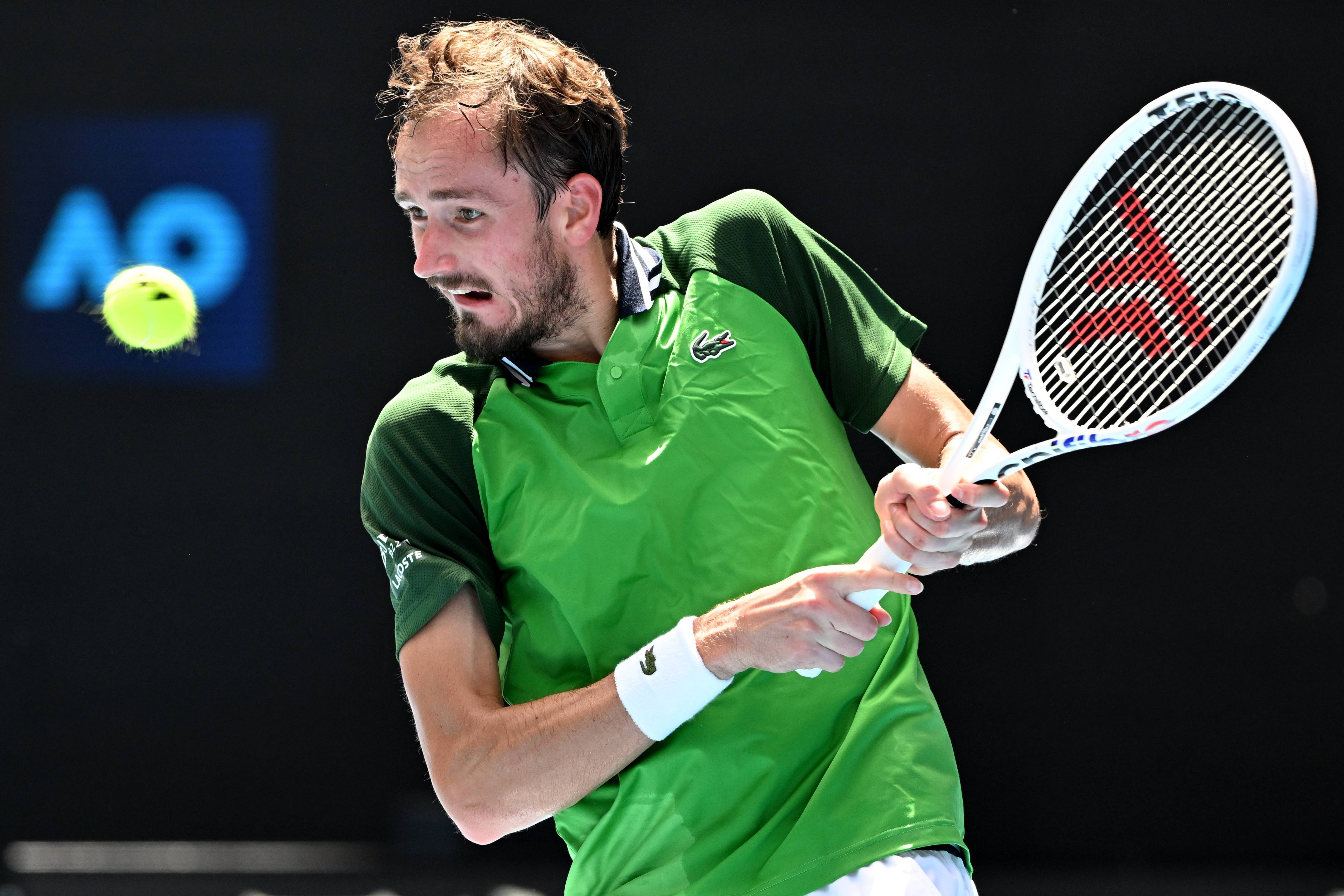 拉沃尔杯轻取ATP总决赛，梅德韦杰夫惊艳四座