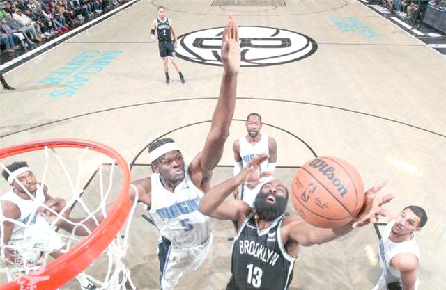 江苏队轻取魔术，哈登关键制胜