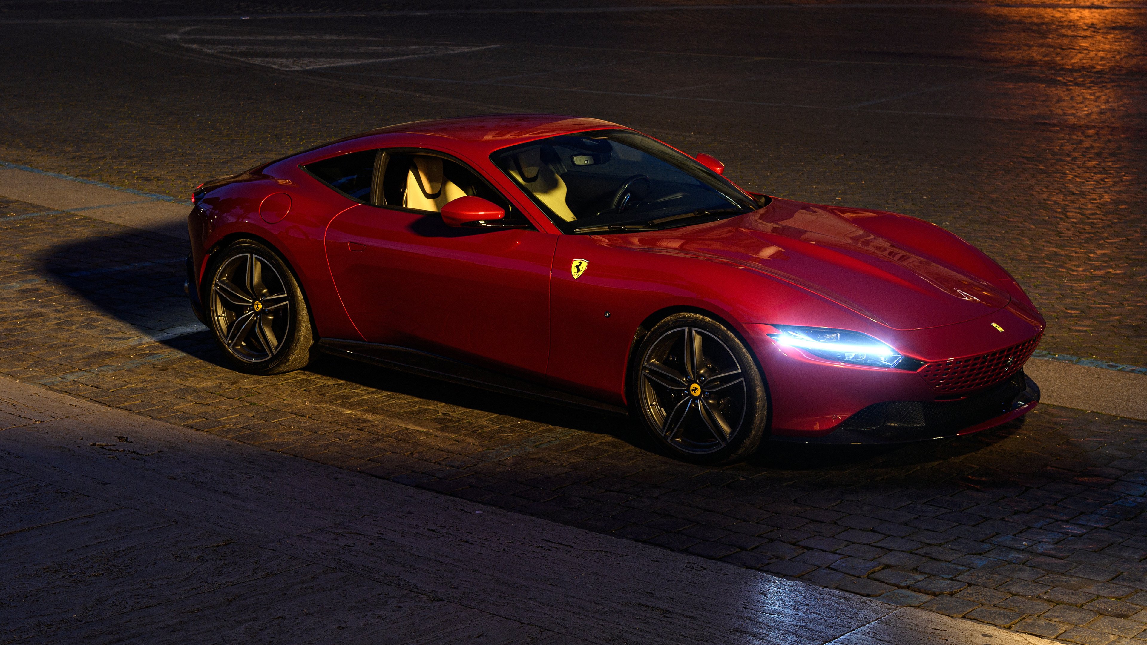 银箭无声的绝杀,当汉密尔顿点燃的不止是巴林沙漠