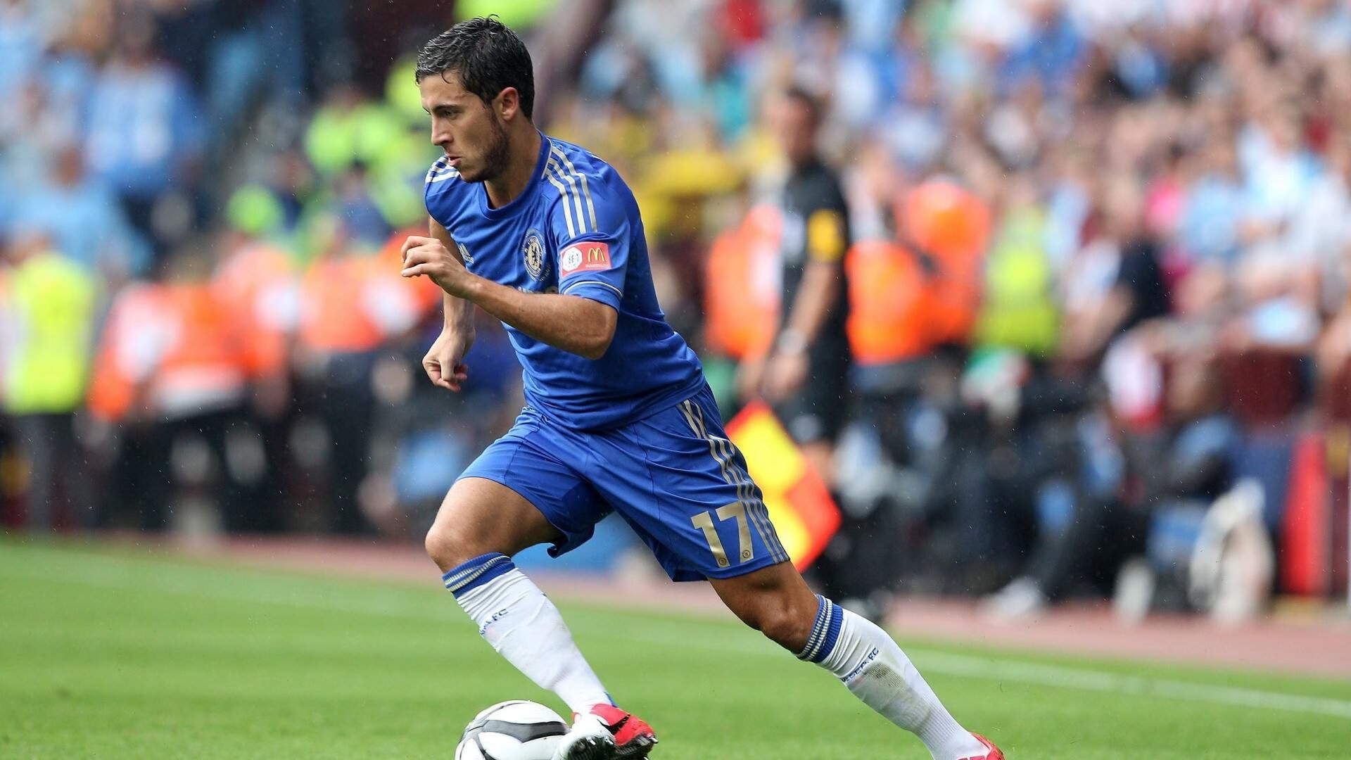 悬念死于峡湾，艺术生于中场，当英雄用唯一性接管时间