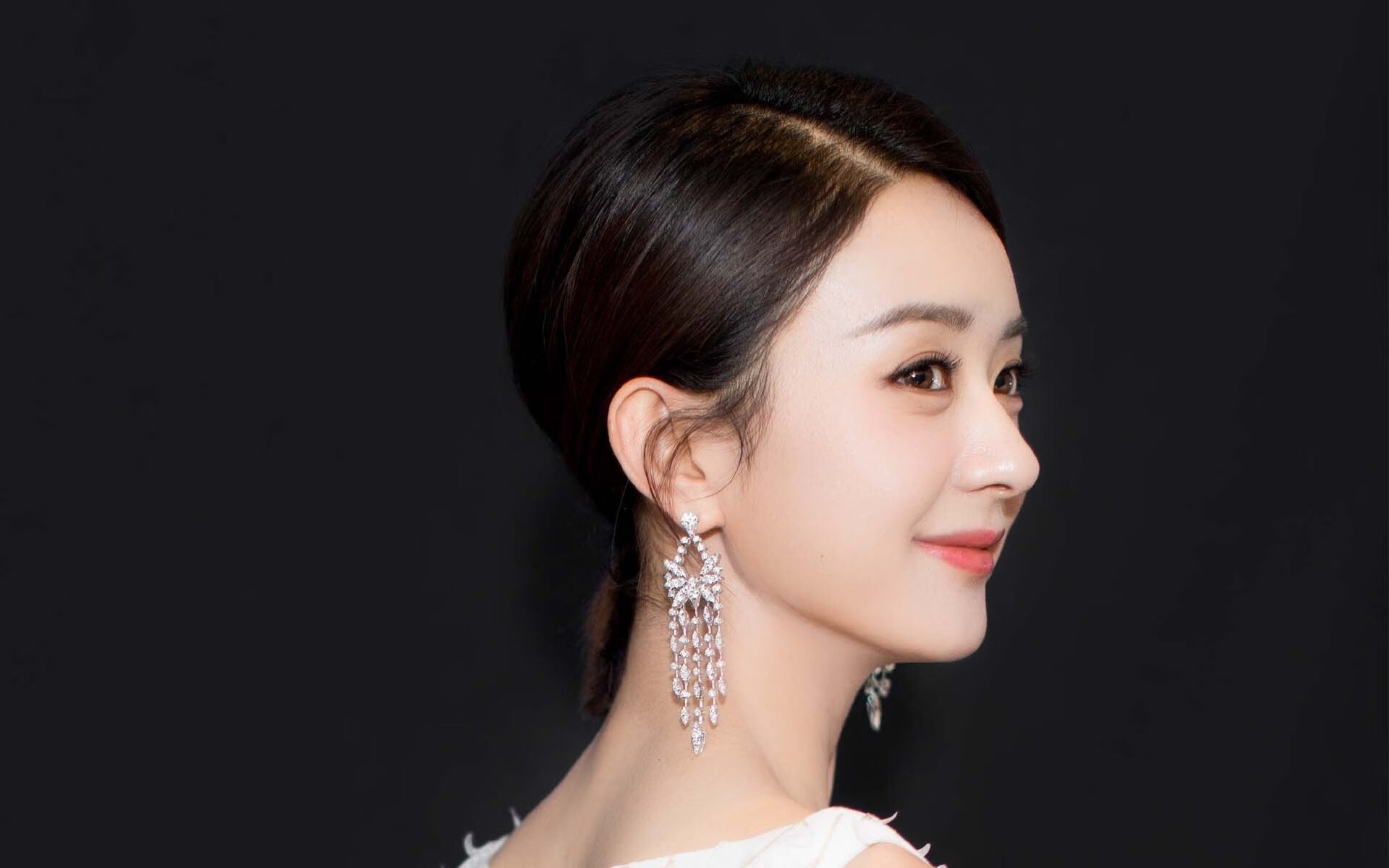 手术刀与洪流，本泽马的稳定输出与国际米兰对阿根廷足球的系统性冲垮