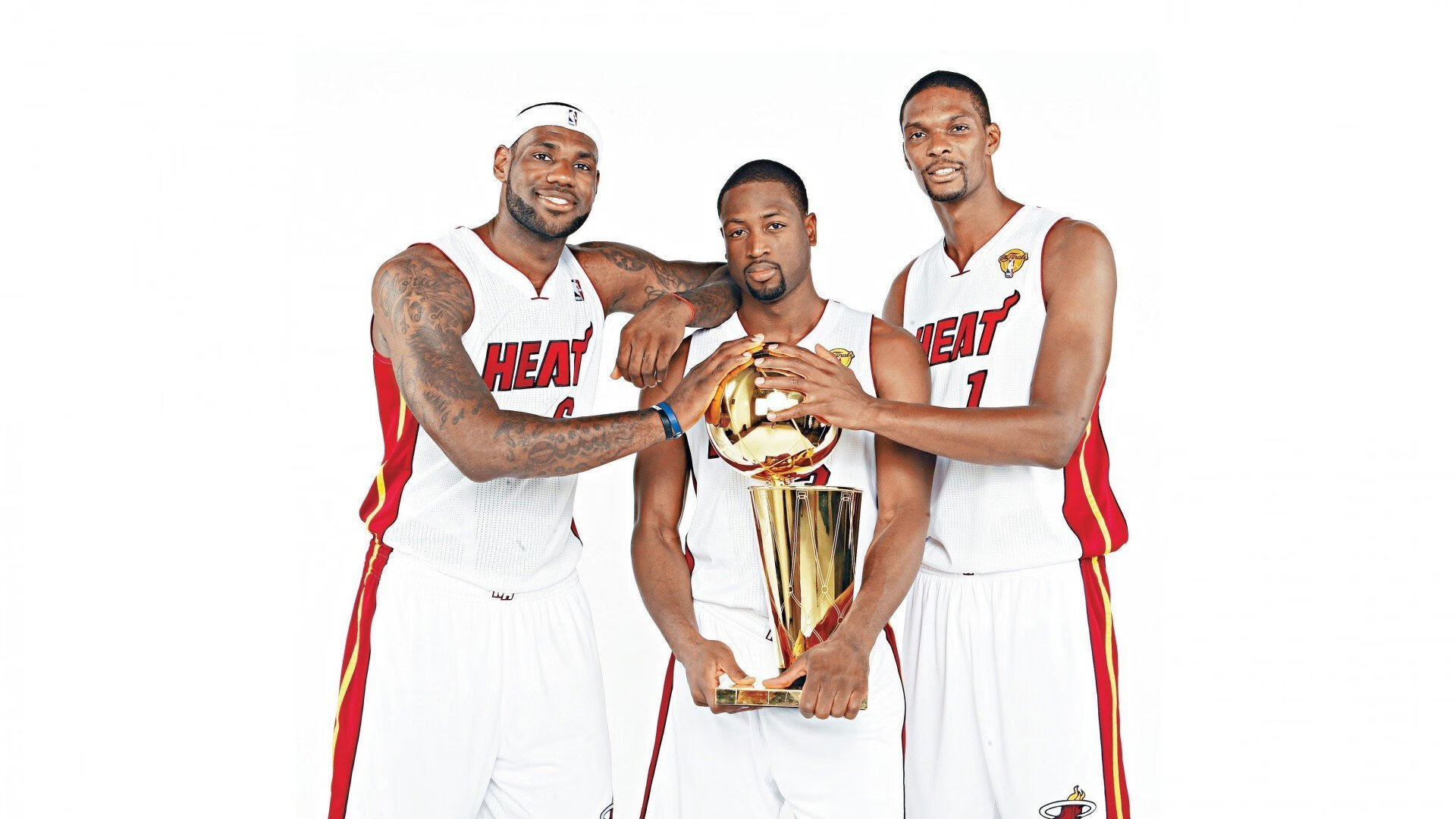 法兰西剧场，当本泽马以幽灵之姿导演一场克敌制胜