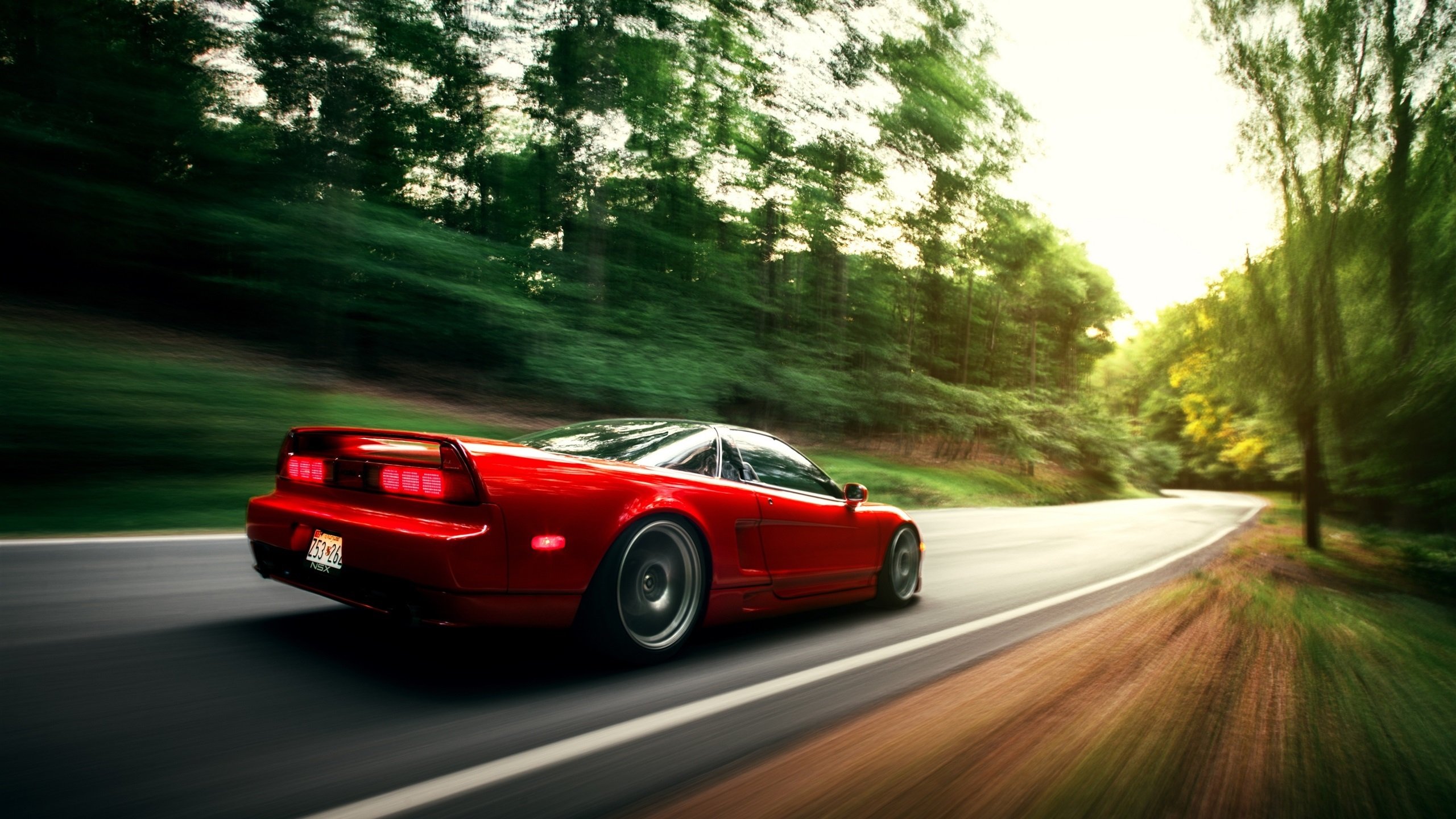 双线狂飙，绿茵争雄夜与纪录粉碎时—体育精神的殊途同归