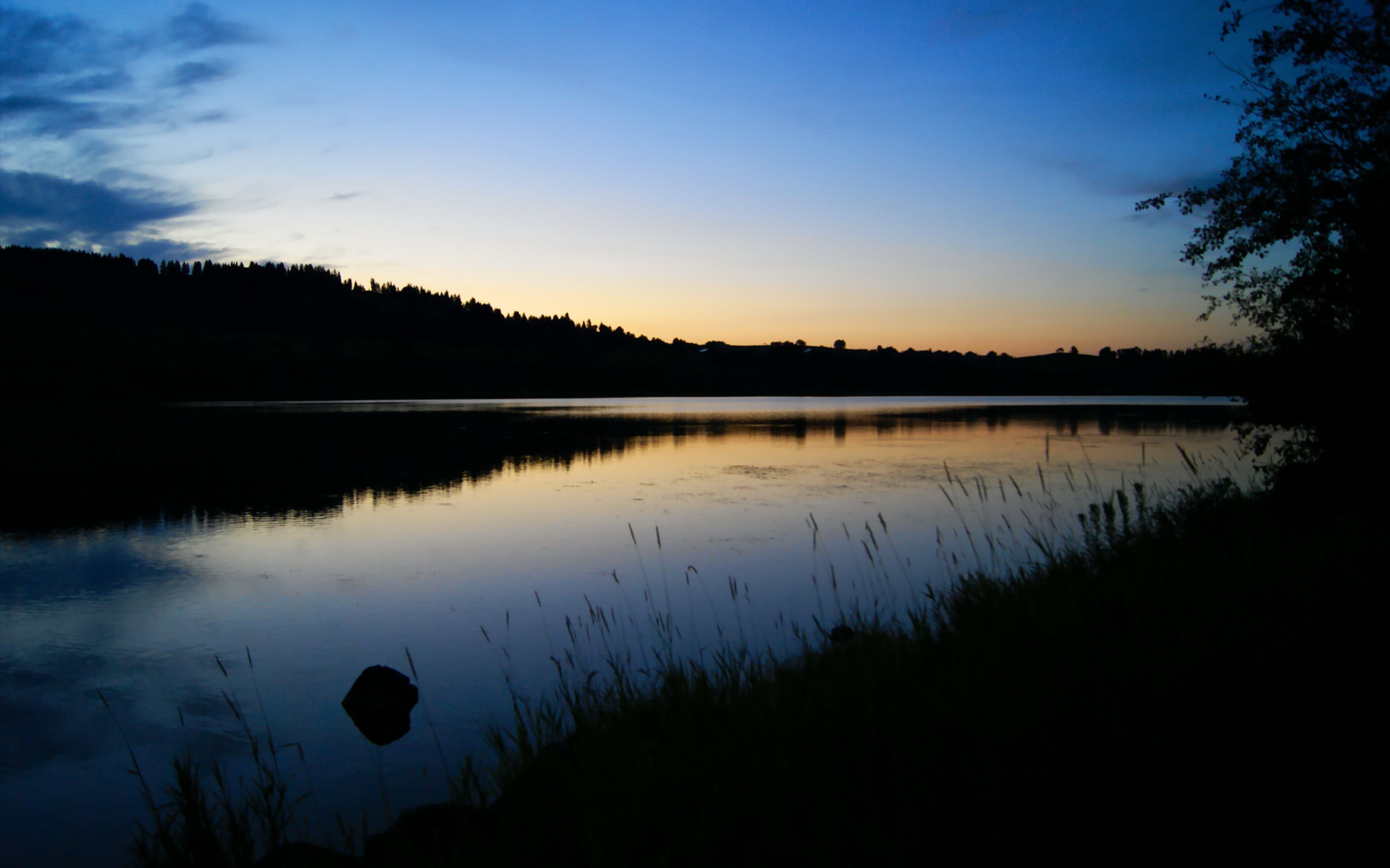 当铁血红军遭遇斗牛士之舞，利物浦非典型防守如何锁死西班牙足球灵魂？