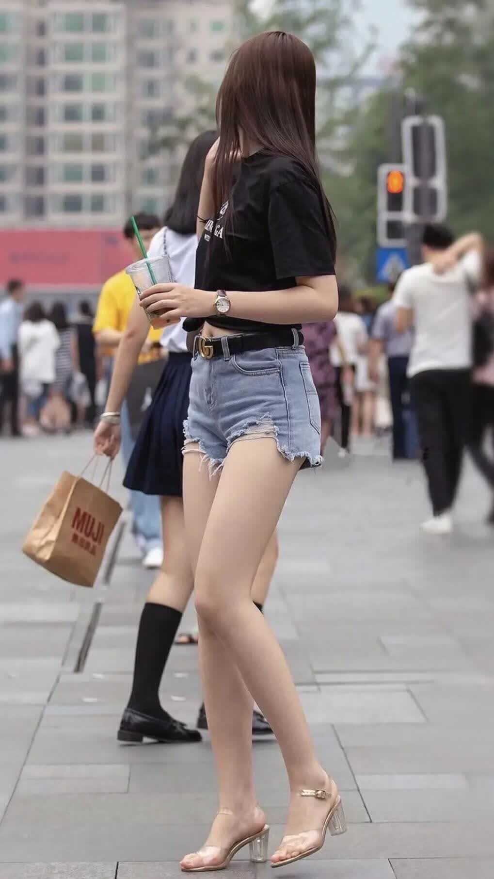 慕尼黑之夜，当大象踏碎战车，吉鲁用传奇点亮2026世界杯的永恒瞬间